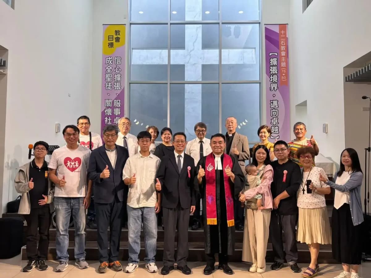 在十二石教會，迎接新家人加入信仰的大家庭